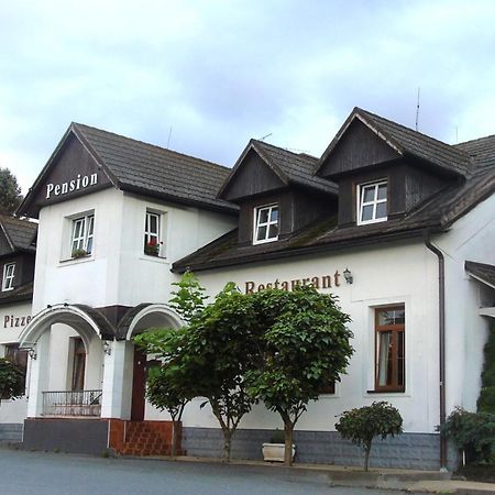 Toris Inn Тршинец Экстерьер фото