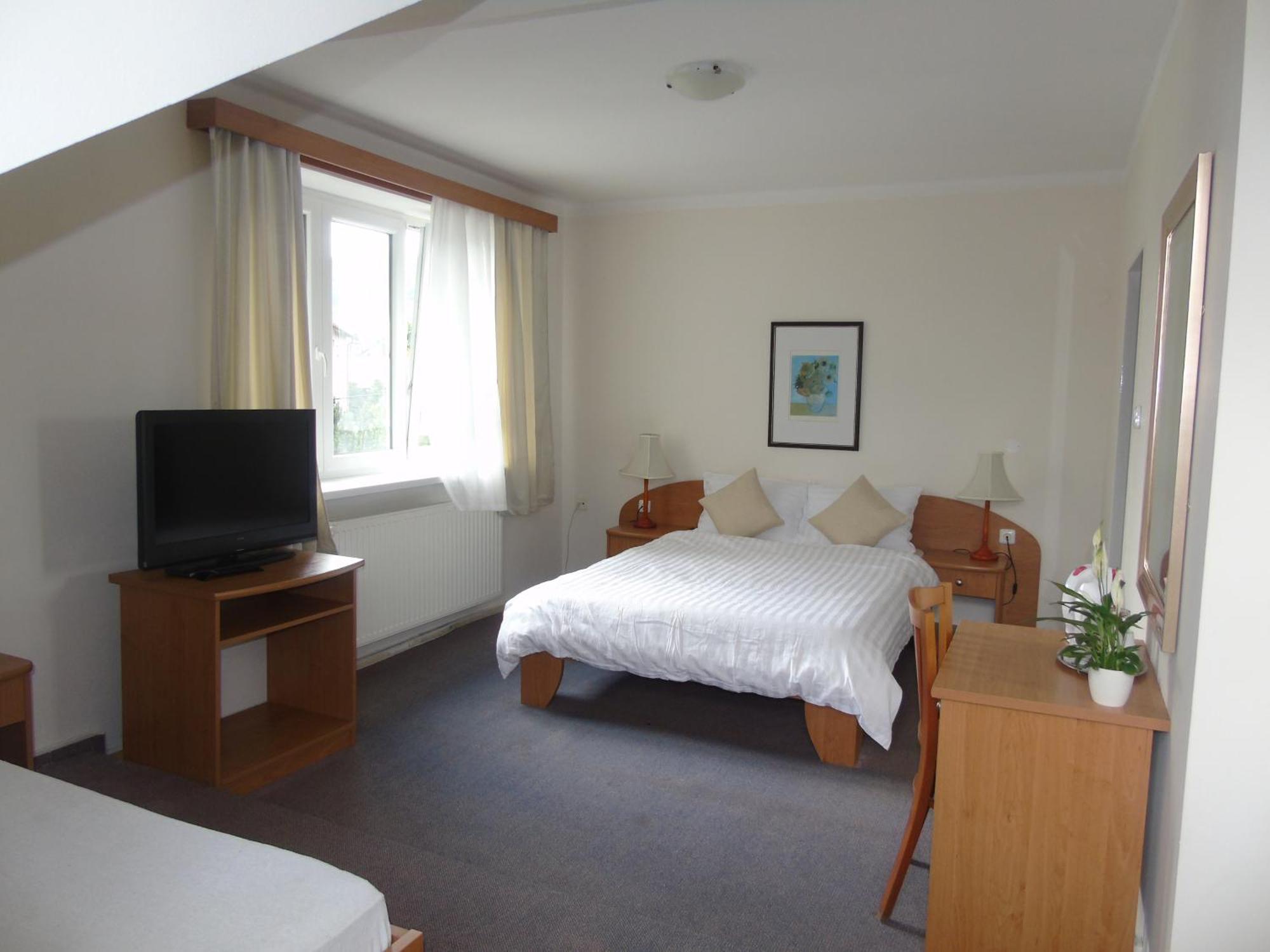 Toris Inn Тршинец Экстерьер фото