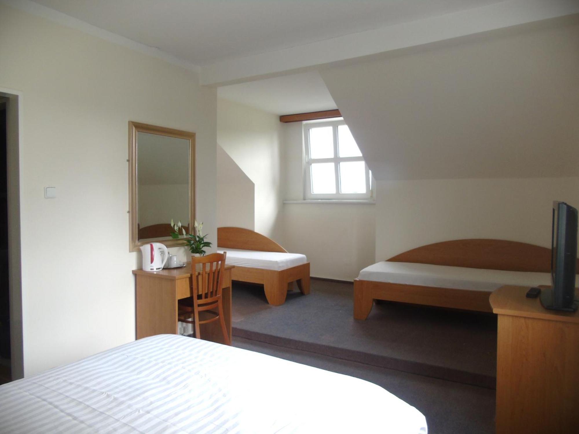 Toris Inn Тршинец Экстерьер фото