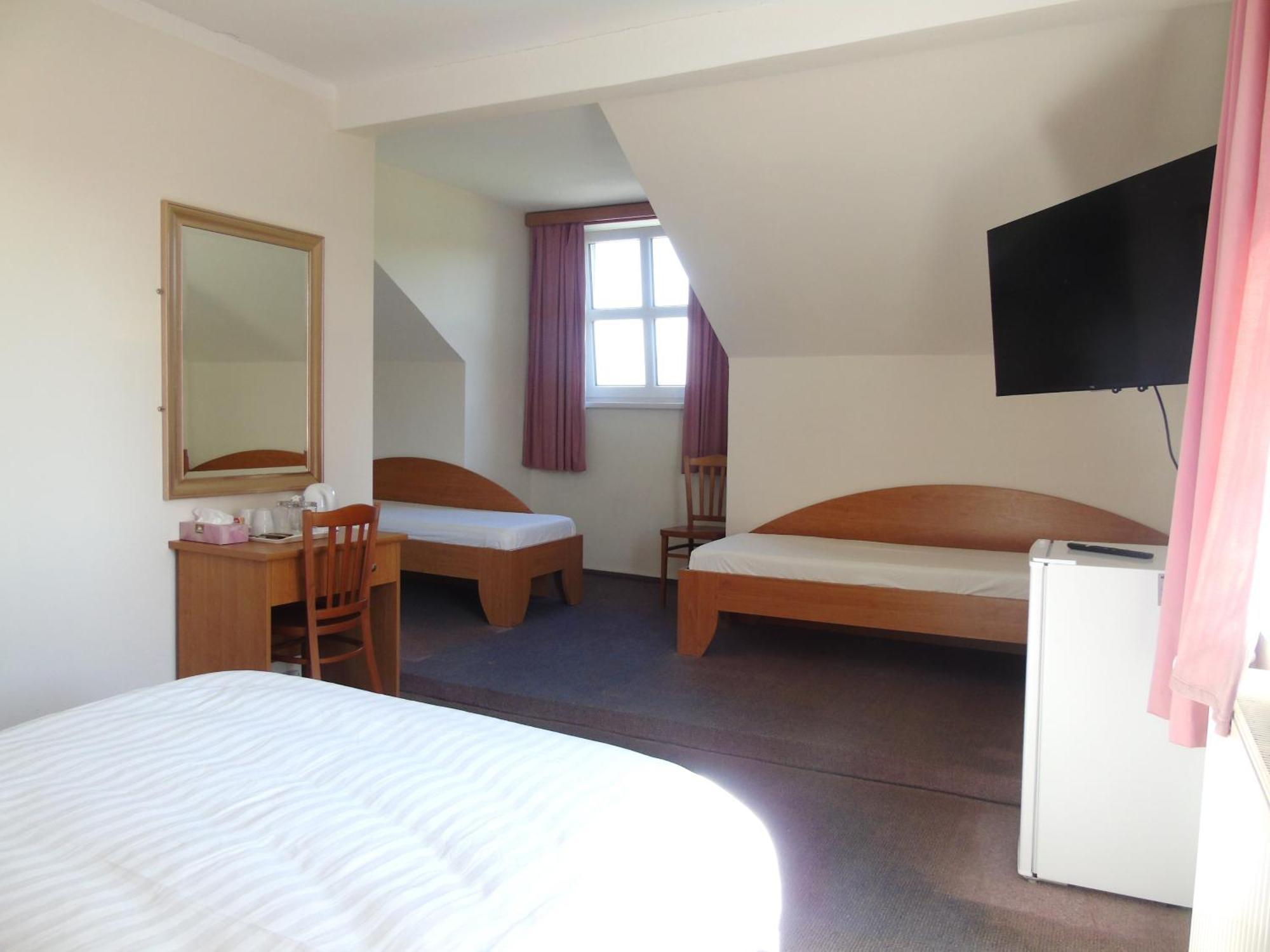 Toris Inn Тршинец Экстерьер фото