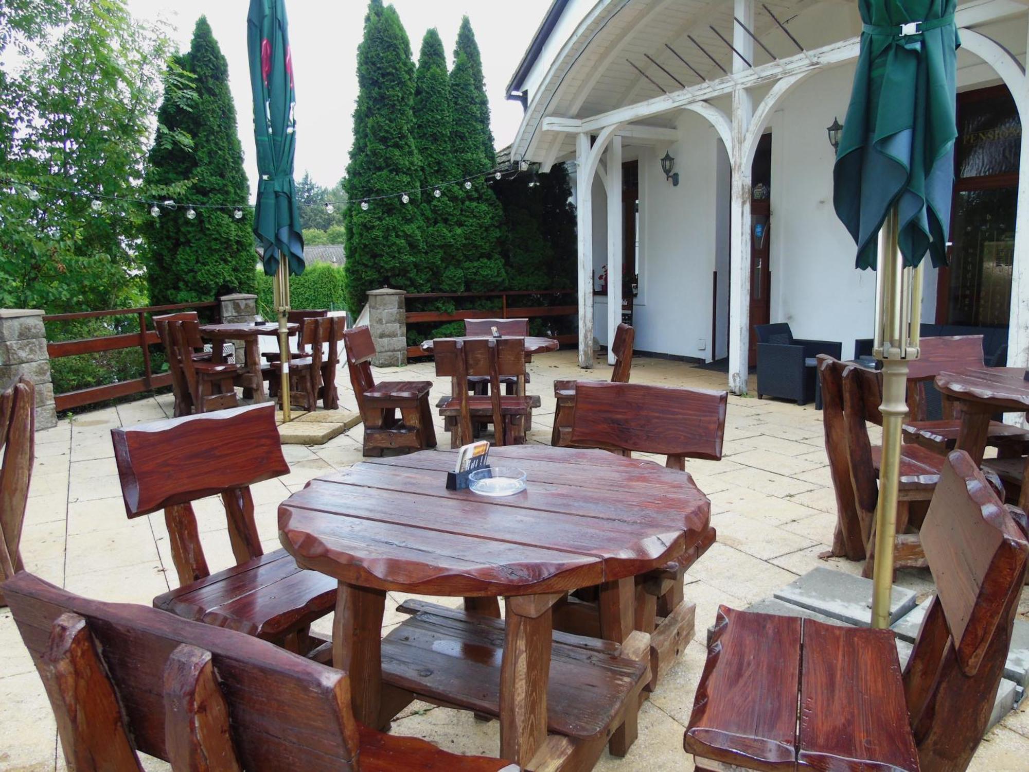 Toris Inn Тршинец Экстерьер фото